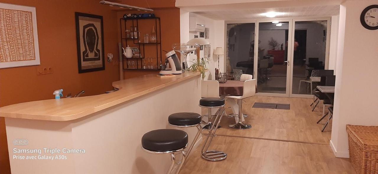 Ferienwohnung La Cigale Et La Fourmi Nîmes Exterior foto