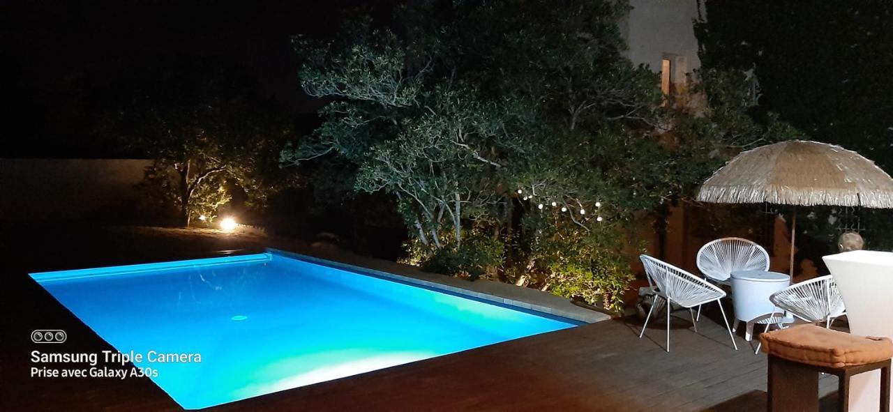 Ferienwohnung La Cigale Et La Fourmi Nîmes Exterior foto