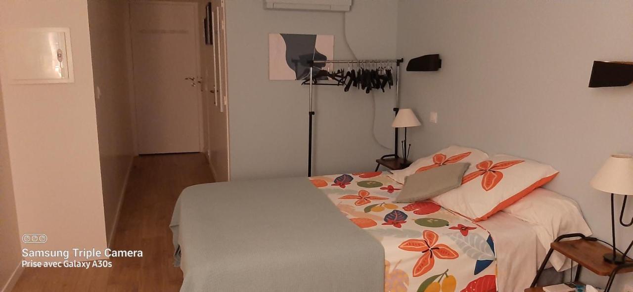 Ferienwohnung La Cigale Et La Fourmi Nîmes Exterior foto